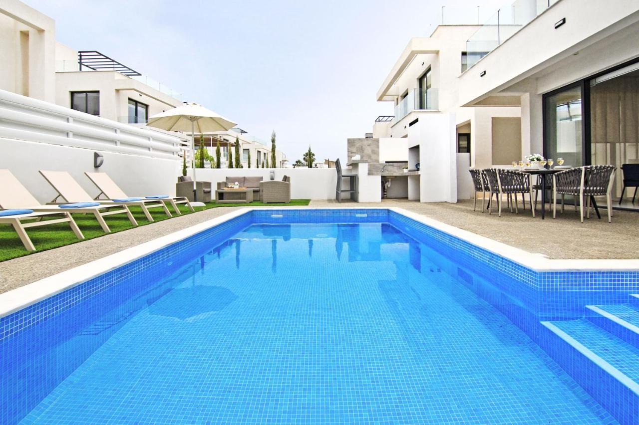 Villa Queen Alexandra Protaras Exteriér fotografie